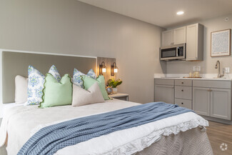 5040 Market St, Wilmington, NC 28405