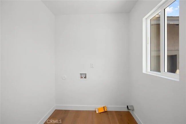 3518 S Burnside Ave, Los Angeles, CA 90016 - photo 6