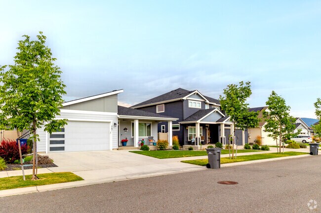 Homes in the Greenacres neighborhood span a wide array of price ranges.