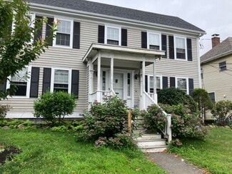 12 Salem St, Wakefield, MA 01880