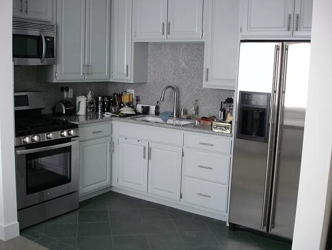 3411 Helms Ave unit e 2, Culver City, CA 90232 - photo 5