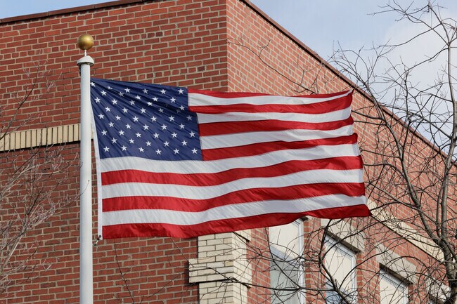 42% of students at Washington Elementary School in Bergenfield, NJ are proficient in reading.