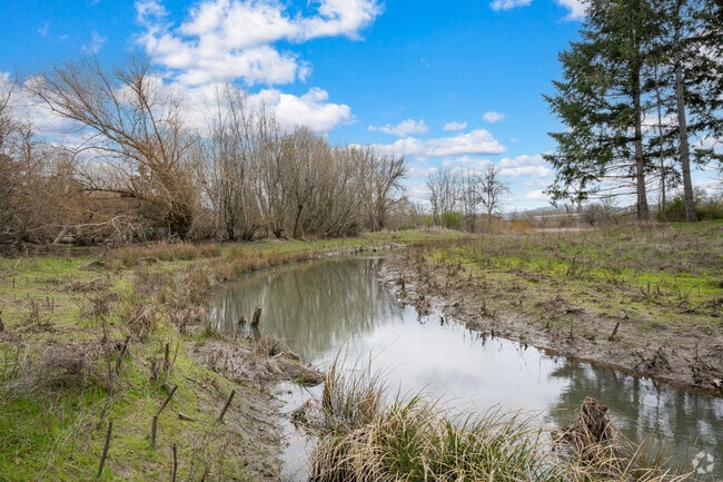 Explore the expansive 32-acre Fanno Creek Greenway in Vose Beaverton.