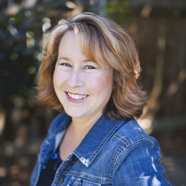 Cindy Zachman, Real Estate Agent in Meridian, ID