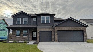 111 Ames Dr, Whiteland, IN 46184