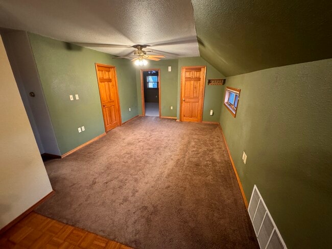 1216 S 21st St unit 1216 S 21st St, Manitowoc, WI 54220 - photo 5