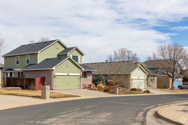 Homes in Eastlake Village include early 2000s townhouses on the east side of the neighborhood and single-family homes scattered throughout.