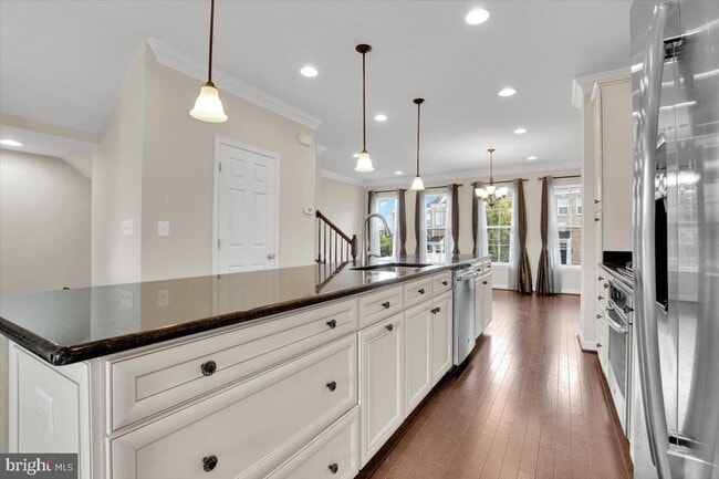 3607 Doc Berlin Dr, Silver Spring, MD 20906 - photo 7