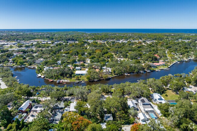 The West end of New Port Richey East is just a few miles from the Gulf of Mexico.