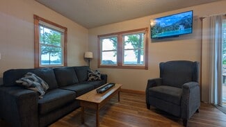 1321 S Darling Dr NW Unit 7, Alexandria, MN 56308