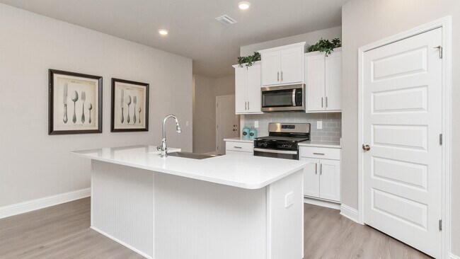 10577 Relic Rd S, Mobile, AL 36608 - photo 4