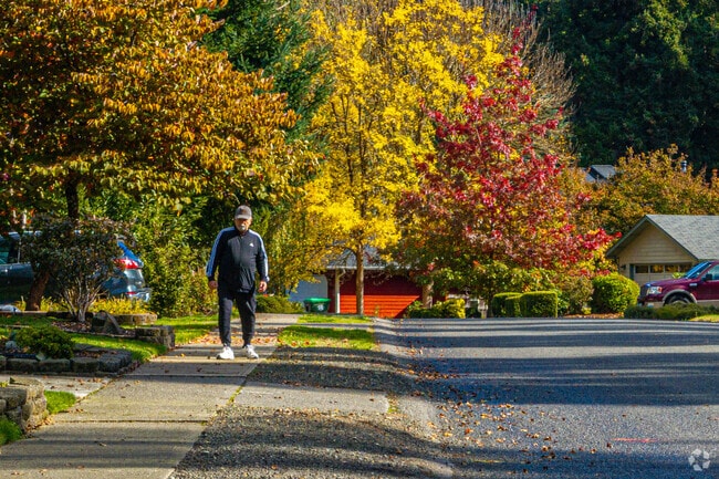 The Seasons neighborhood lives up to its name in the fall.