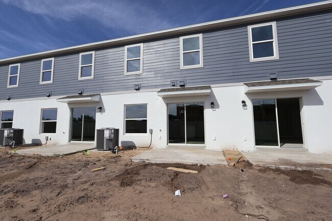 4152 Campsite Loop, Orlando, FL 32824 - photo 4