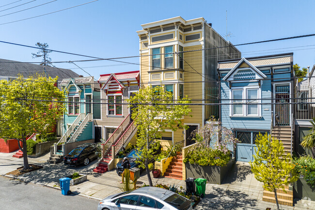 The Dogpatch neighborhood is defined by single-family Victorian homes.