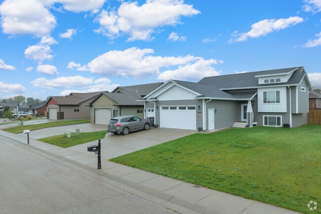 Prices for Summerset homes reach up to $550,000 for upgraded features.