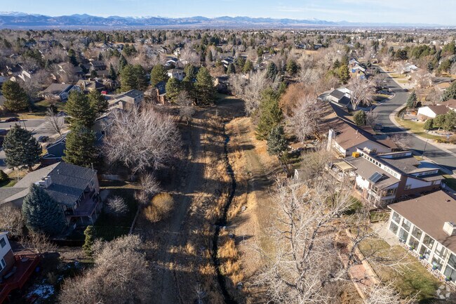 The Highlands 460 has has a creek with a trail that is loved by the local dog walkers.