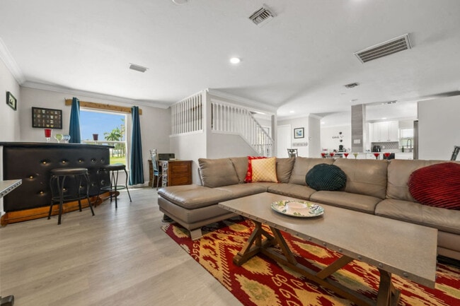 1019 SE 40th St unit ID1334305P, Cape Coral, FL 33904 - photo 3