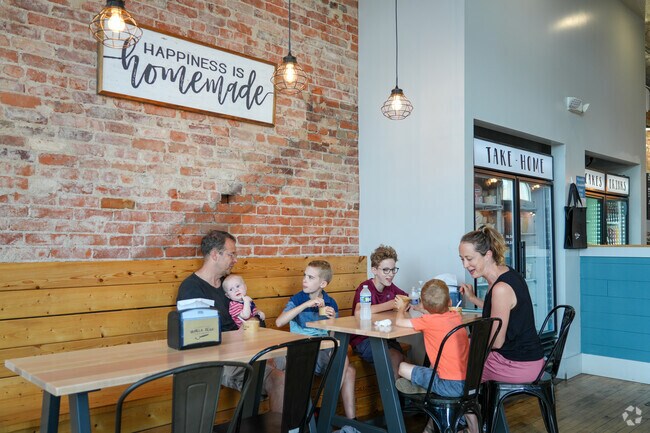 Families gather together to have ice cream at Vanilla Bean Creamery.