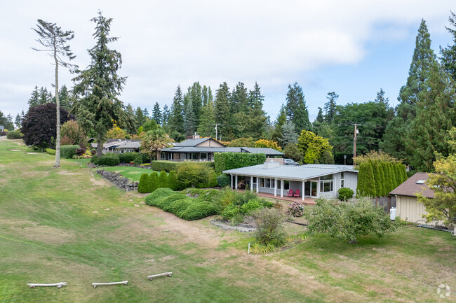 Madrono Park has many different house styles throughout the area, including raised ranch styles.