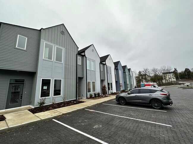 1535 Yarra St, Nashville, TN 37115 - photo 2