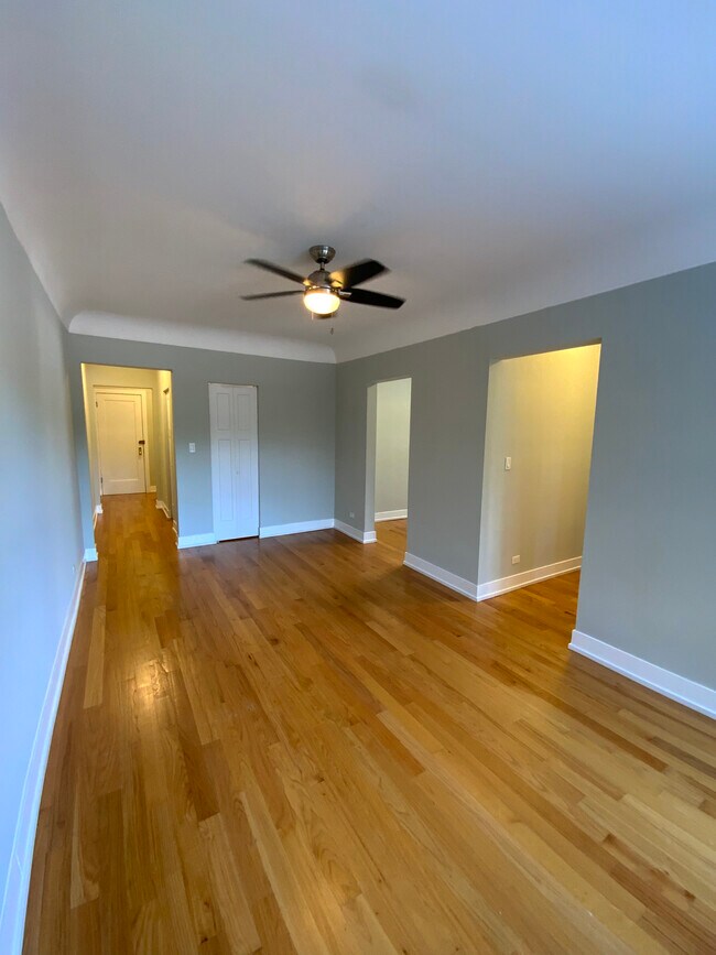 545 Chestnut St unit E545-303, Winnetka, IL 60093 - photo 4