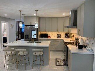8271 SW 39th Ct, Davie, FL 33328