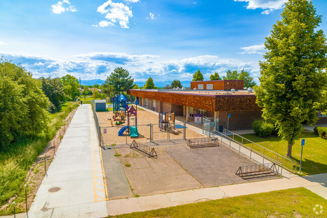 Holm Elementary School is a public pre-K and elementary school in Hampden.