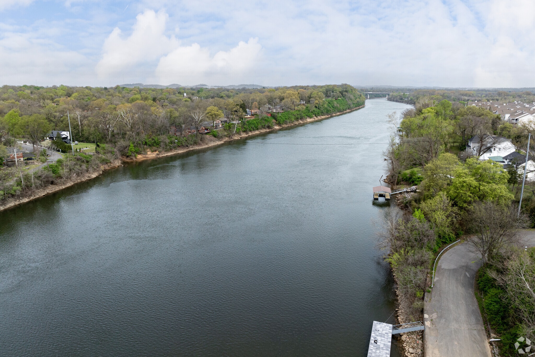 The Cumberland River is an eastern boundary to Sutherland Heights.