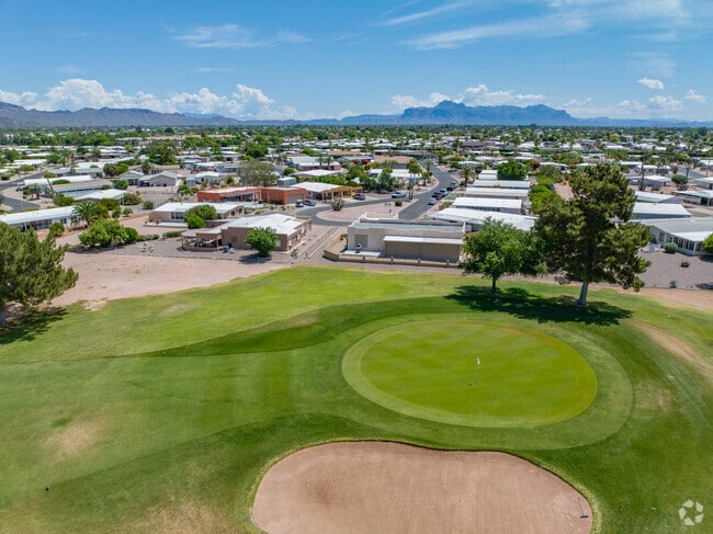Fountain of the Sun offers private member and open playing times for the public in Mesa, AZ.