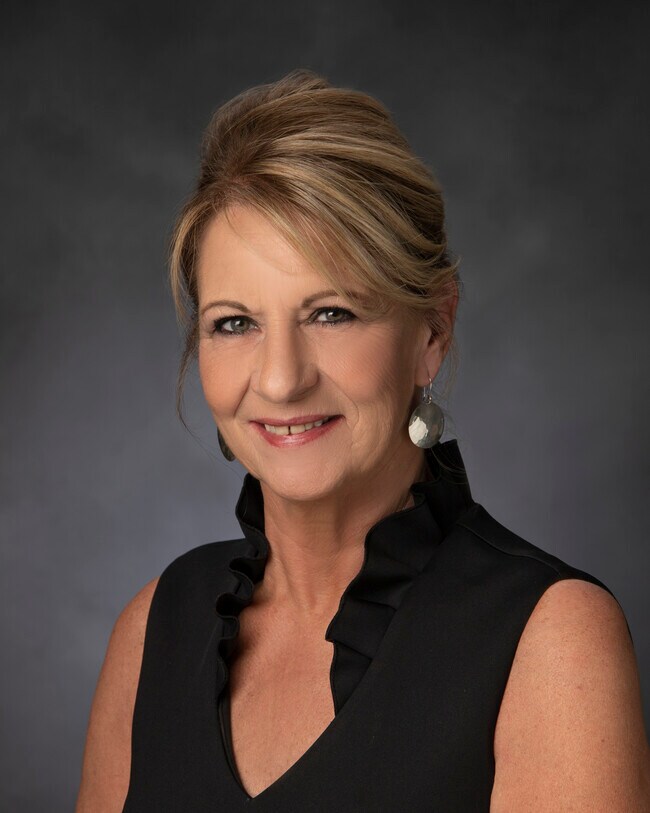 Sandra Powell