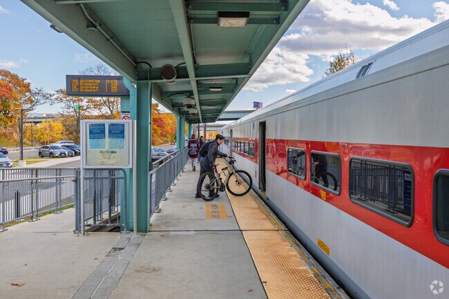 Metro-North Railroad station connects North End District to larger cities like Bridgeport and New York City.