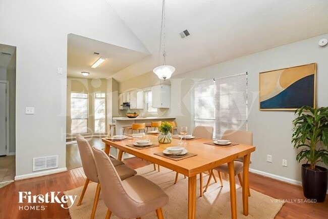 852 Shore Dr, Lithonia, GA 30058 - photo 6