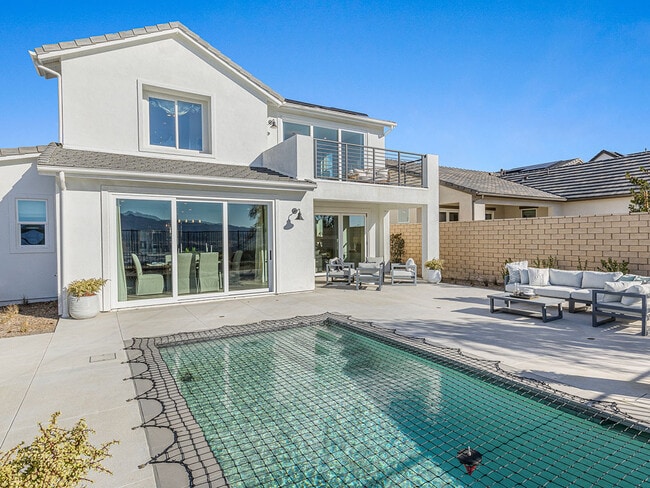 28909 Saddle Cir, Castaic, CA 91384 - photo 4