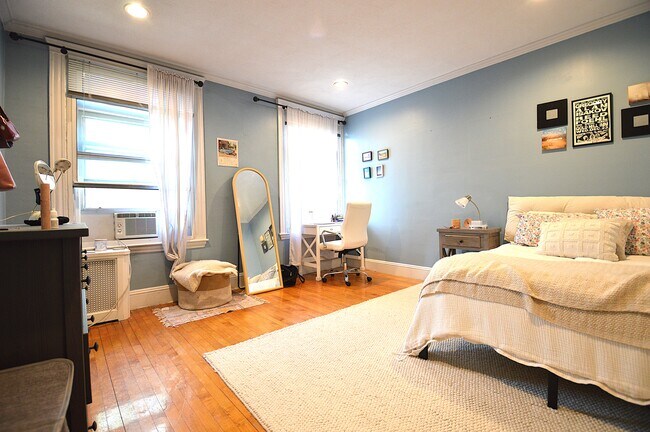 1793 Beacon St unit 5, Brookline, MA 02445 - photo 7