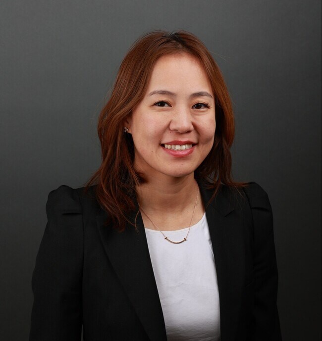 Weijia Luo