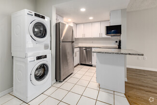 2630 NE 52nd Ct, Silver Springs, FL 34488