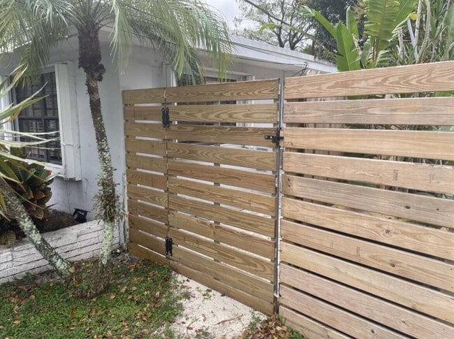 3610 Lloyd Dr unit Efficiency, Fort Lauderdale, FL 33309 - photo 7