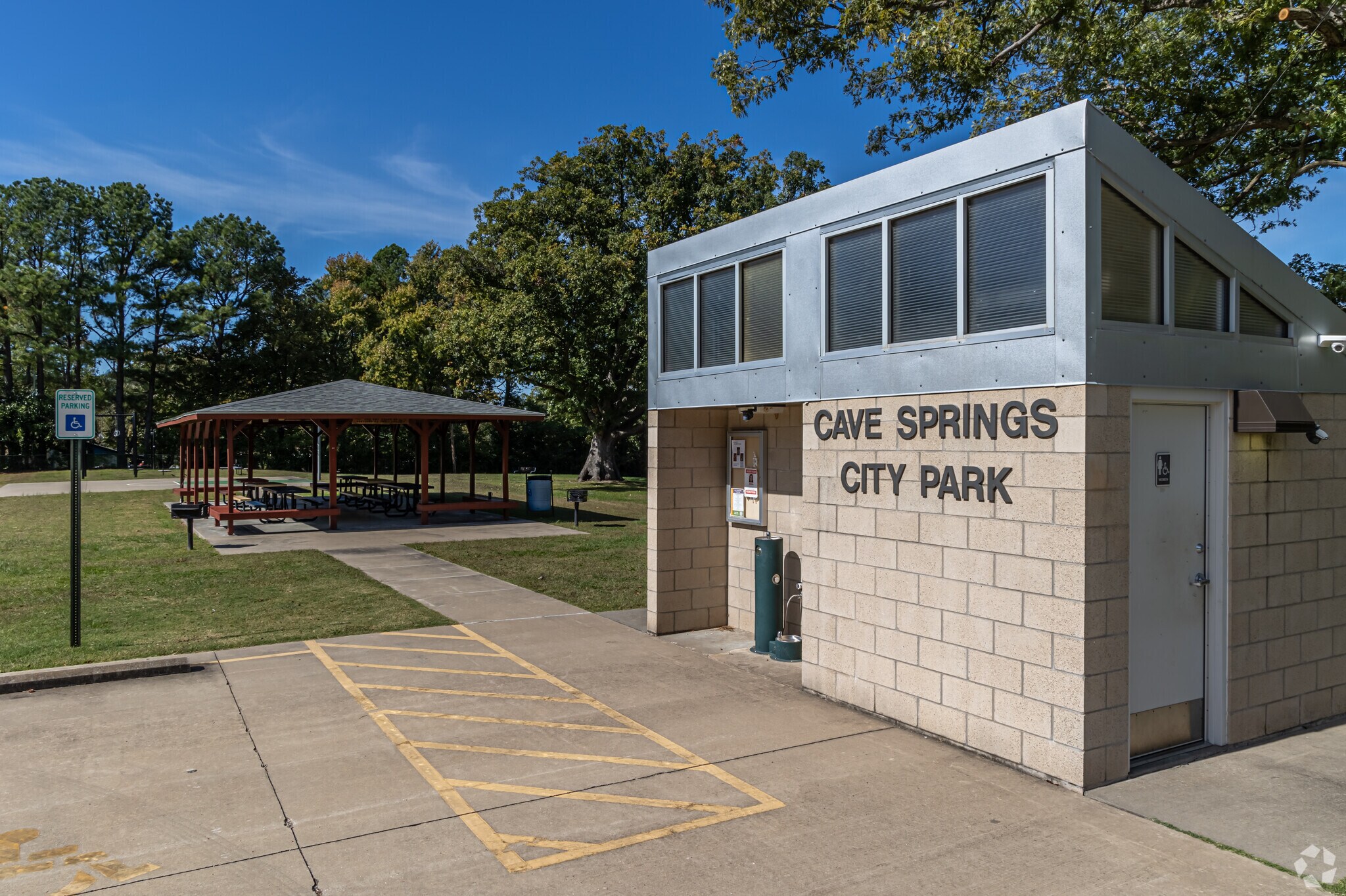 About Cave Springs Schools, Demographics, Things to Do