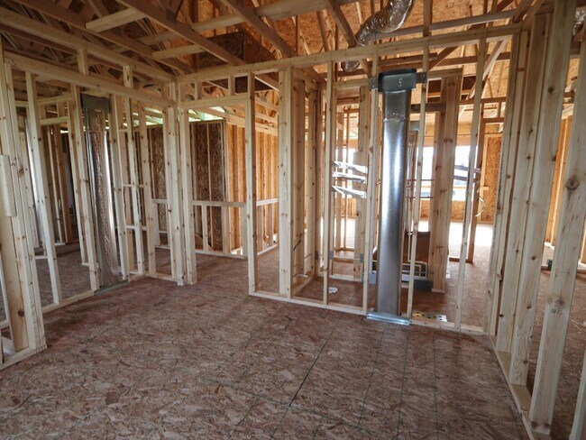 1671 Patterson Ave, North Aurora, IL 60542 - photo 4