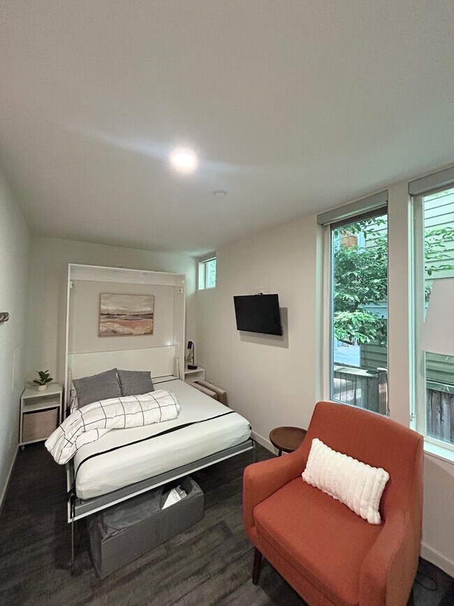 741 Harvard Modern studios with w/d in unit!, Seattle, WA 98102 - photo 3