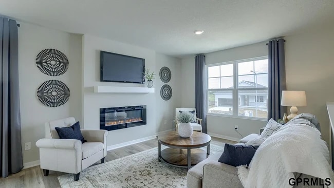 8824 S 185th St, Omaha, NE 68136 - photo 3