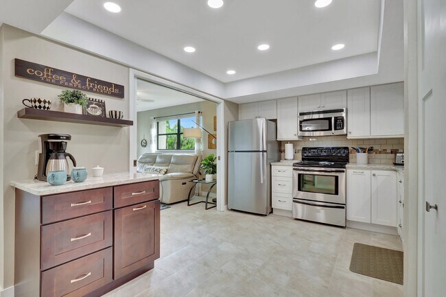 16436 Timberlakes Dr unit FL2-ID1049711P, Fort Myers, FL 33908 - photo 2