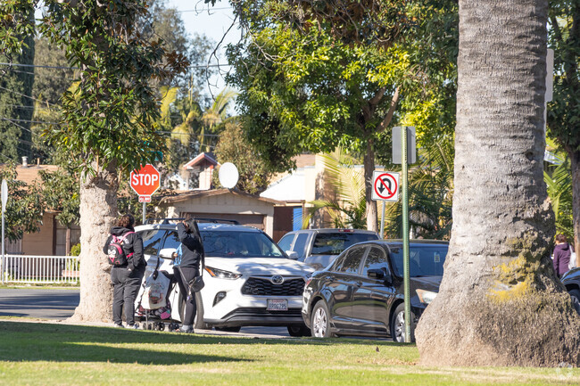Franklin Elementary parents and faculty enrich the Santa Ana community.