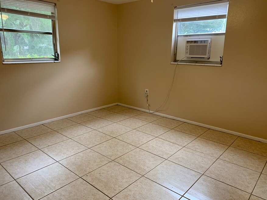 1211 Mook St, Brandon, FL 33510 - photo 1