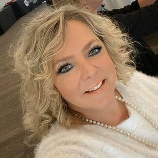 Lynette Dole