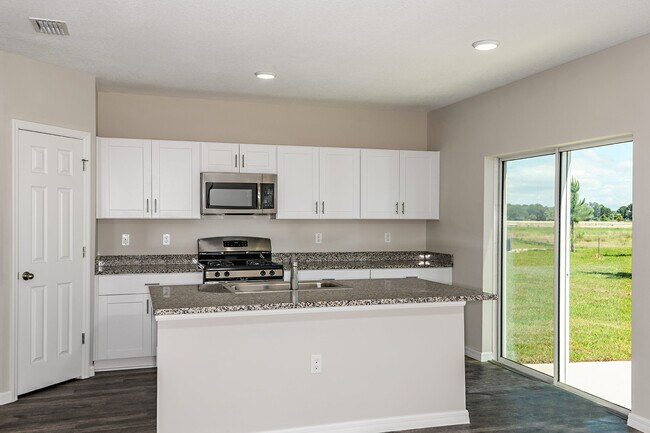 5019 Oaks River St, Davenport, FL 33837 - photo 7