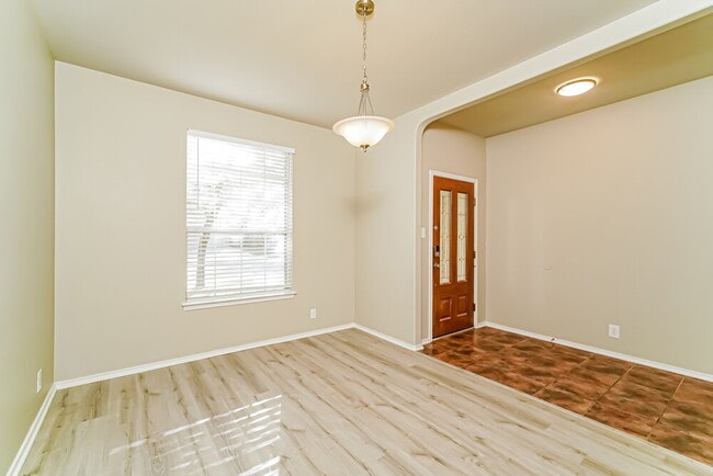 552 Foxford Run Dr, Cibolo, TX 78108 - photo 7