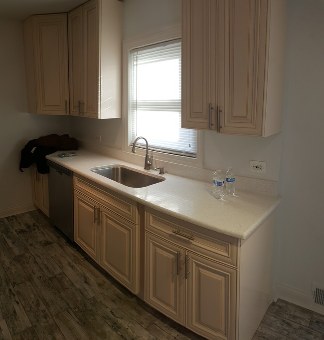 900 Dunlop Ave Unit 1, Forest Park, IL 60130