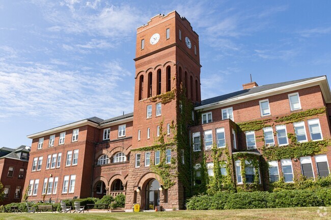 Welcome to Cushing Academy, Boston, MA.