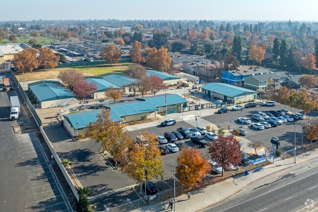 A scenic view of Cambridge High School in Fresno.